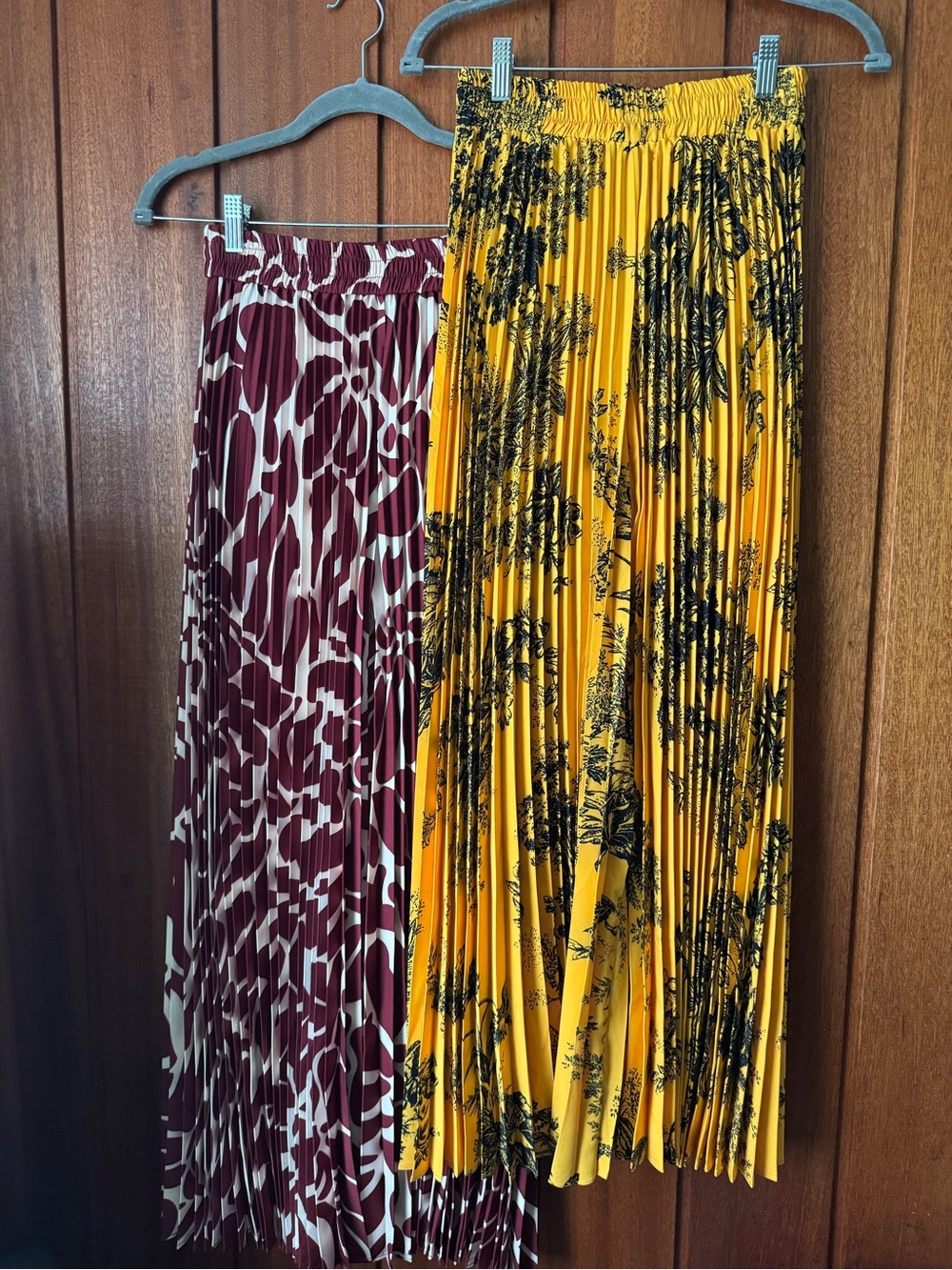 Pleated printe Maxi Skirt - Unbranded